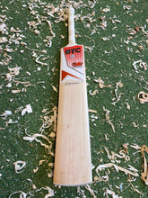 Load image into Gallery viewer, BTC Wales Performance Bat 4