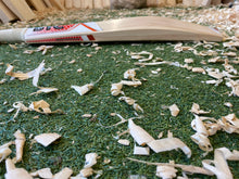 Load image into Gallery viewer, BTC Wales Performance Bat 5