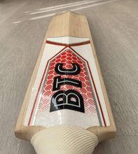 Load image into Gallery viewer, BTC Wales Performance Bat 2