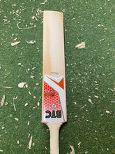 Load image into Gallery viewer, BTC Wales Precision Bat 4
