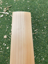 Load image into Gallery viewer, BTC Wales Precision Bat 5