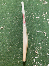 Load image into Gallery viewer, BTC Wales Precision Bat 5