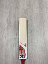 Load image into Gallery viewer, BTC Wales Size 5 Precision Bat 2