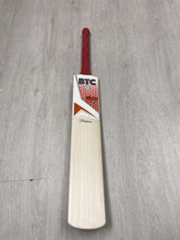 Load image into Gallery viewer, BTC Wales Size 6 Precision Bat 2