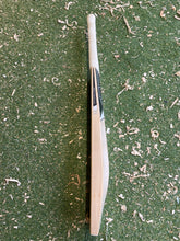 Load image into Gallery viewer, BTC Precision Bat 1