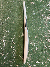 Load image into Gallery viewer, BTC Precision Bat 8
