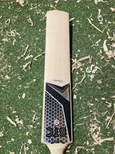 Load image into Gallery viewer, BTC Precision Bat 9