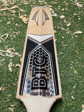 Load image into Gallery viewer, BTC Precision Bat 10