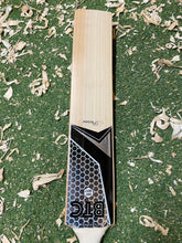 Load image into Gallery viewer, BTC Size 6 Precision Bat 2