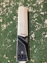 Load image into Gallery viewer, BTC Size 5 Precision Bat 1