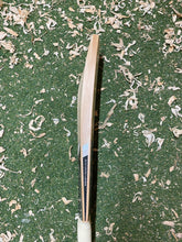 Load image into Gallery viewer, BTC Size 5 Precision Bat 2