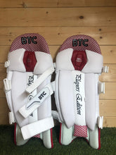 Load image into Gallery viewer, BTC Players Edition Batting Pads