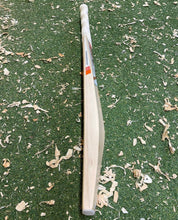 Load image into Gallery viewer, BTC Wales Precision Bat 2