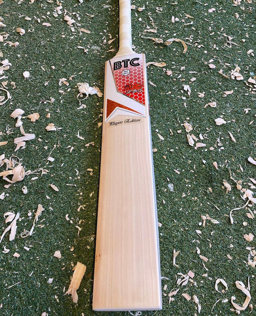 BTC Wales Players Edition Bat 1