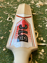 Load image into Gallery viewer, BTC Wales Performance Bat 5
