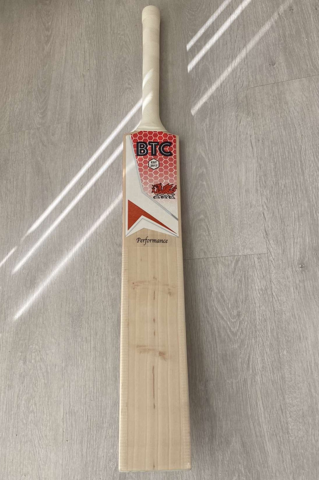 BTC Wales Performance Bat 2