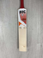 Load image into Gallery viewer, BTC Wales Size 5 Players Edition Bat 1
