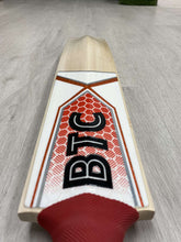 Load image into Gallery viewer, BTC Wales Size 6 Precision Bat 1
