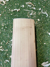 Load image into Gallery viewer, BTC Precision Bat 8
