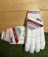 Load image into Gallery viewer, BTC Players Edition Batting Pads &amp; Gloves
