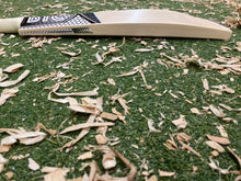 Load image into Gallery viewer, BTC Size 6 Precision LE Bat 2
